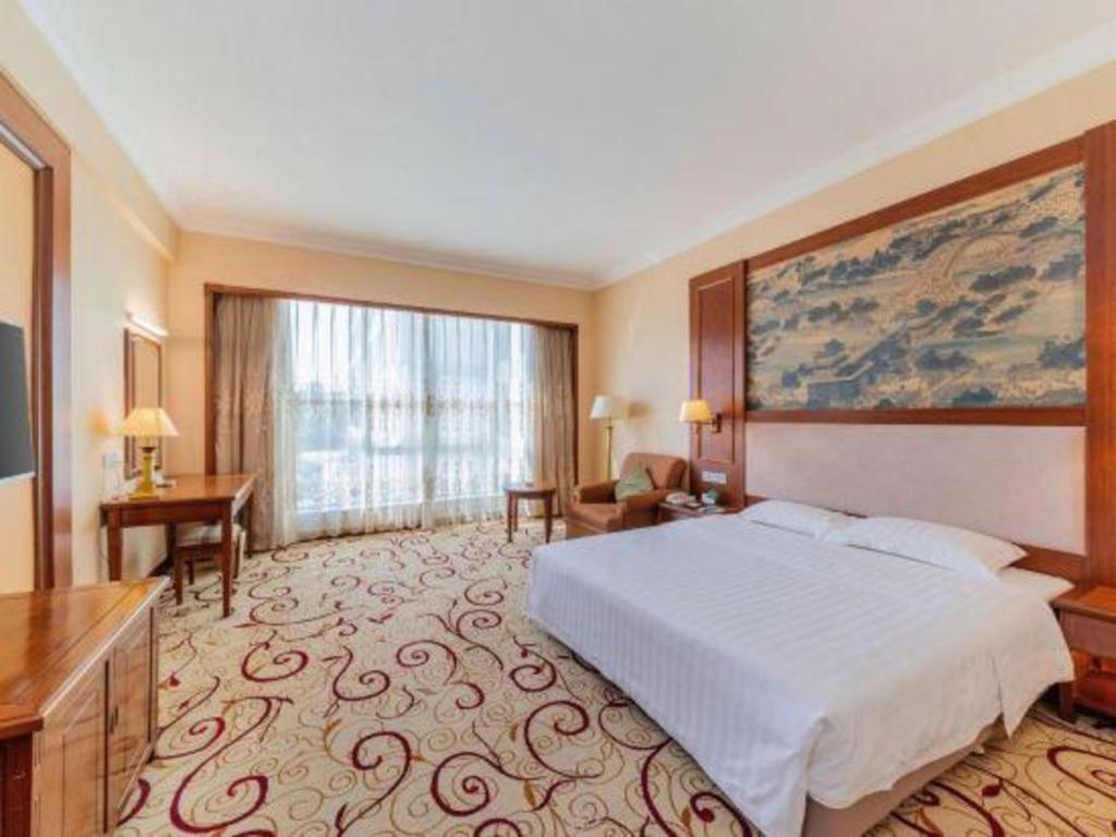 Fenggang Gladden Hotel Tiantangwei Dış mekan fotoğraf