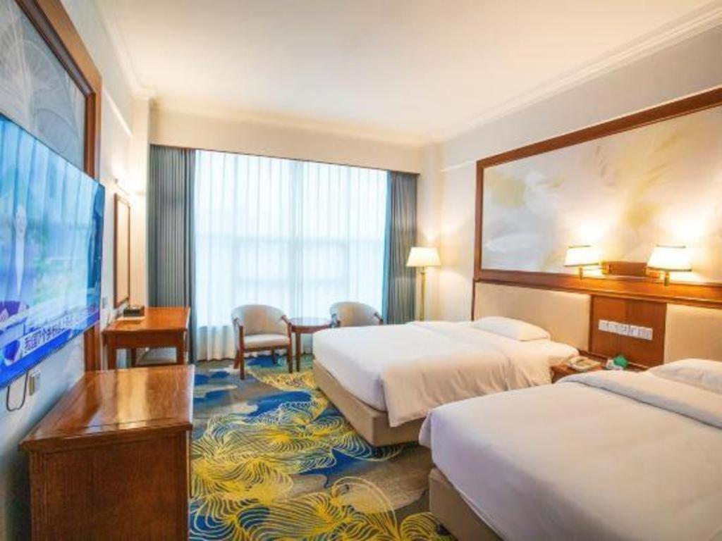 Fenggang Gladden Hotel Tiantangwei Dış mekan fotoğraf