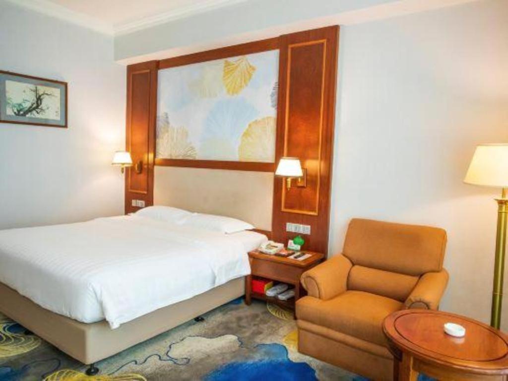 Fenggang Gladden Hotel Tiantangwei Dış mekan fotoğraf