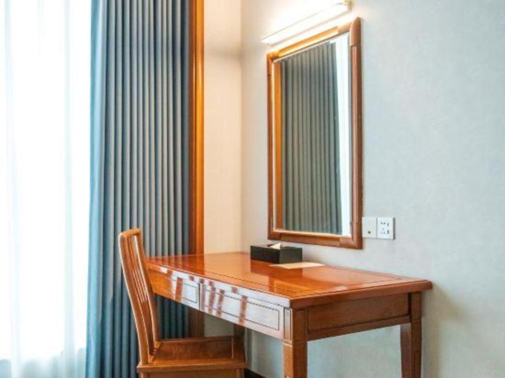 Fenggang Gladden Hotel Tiantangwei Dış mekan fotoğraf